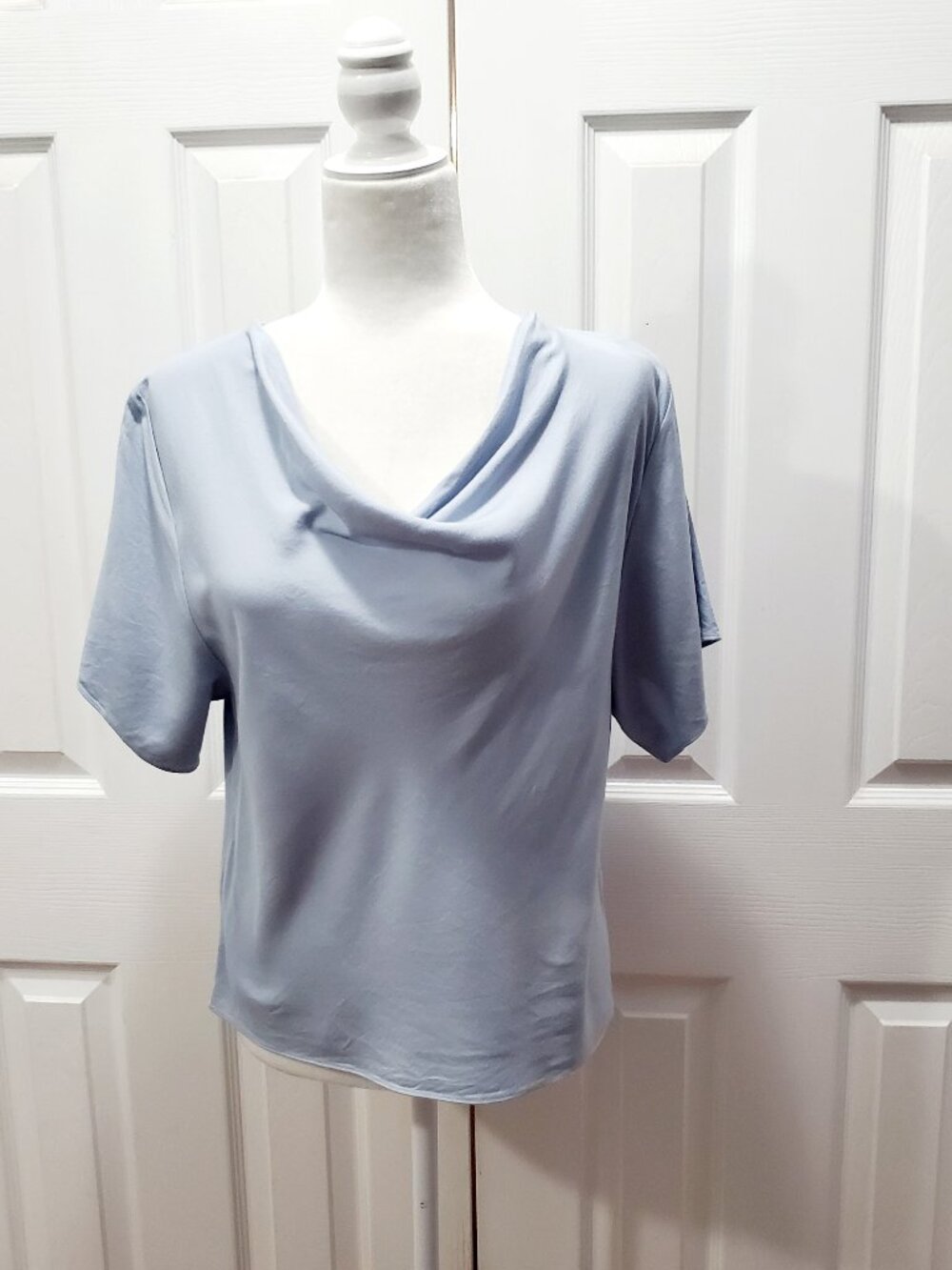 Vince Cowl Neck Top XS Blue Minimalist Coastal Quiet Luxury Blouse Hamptons - Picture 3 of 12